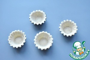 Мини пироги с тунцом и брокколи