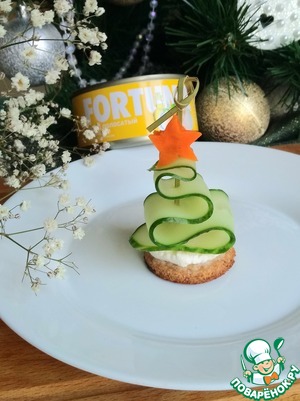 Канапе с тунцом Ёлочка