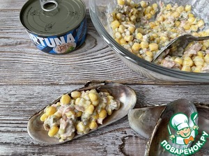 Легкий салат с рубленым тунцом и креветками Легкий салат с рубленым тунцом и креветками