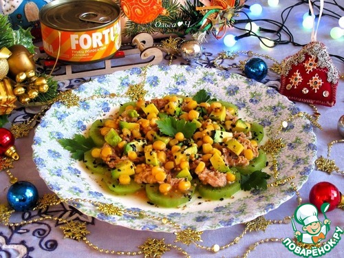 Новогодний салат "Тунец и киви" Новогодний салат "Тунец и киви"