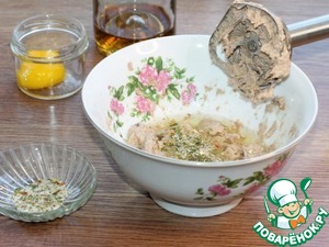 Рыбные полоски с лимонно-медовым соусом