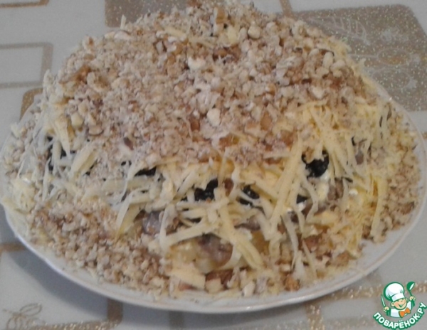 Салат "Ананасы под шубой" Салат "Ананасы под шубой"