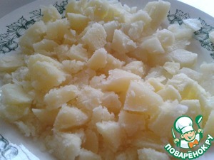 Салат "Гурман" из печени трески с вялеными помидорами Салат "Гурман" из печени трески с вялеными помидорами