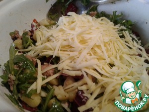 Салат "Гурман" из печени трески с вялеными помидорами Салат "Гурман" из печени трески с вялеными помидорами