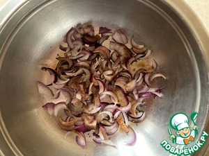 Салат с рукколой, тунцом и овощами Салат с рукколой, тунцом и овощами