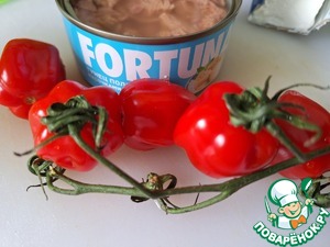 Салат с тунцом и чесноком