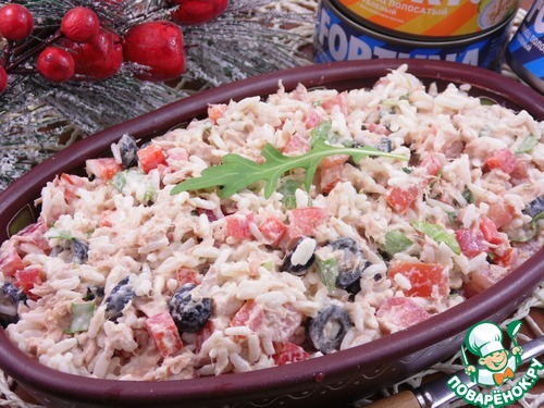 Салат с тунцом, рисом и овощами Салат с тунцом, рисом и овощами