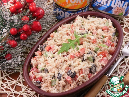 Салат с тунцом, рисом и овощами Салат с тунцом, рисом и овощами