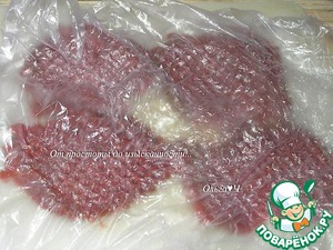 Шницель с яблоком и мятным сиропом Шницель с яблоком и мятным сиропом