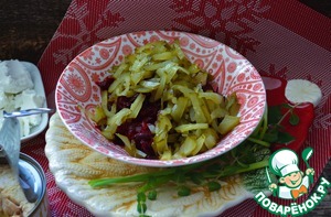 Свекольный салат с тунцом и фетой Свекольный салат с тунцом и фетой