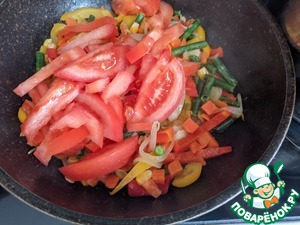 Тёплый салат из овощей и тунца Тёплый салат из овощей и тунца