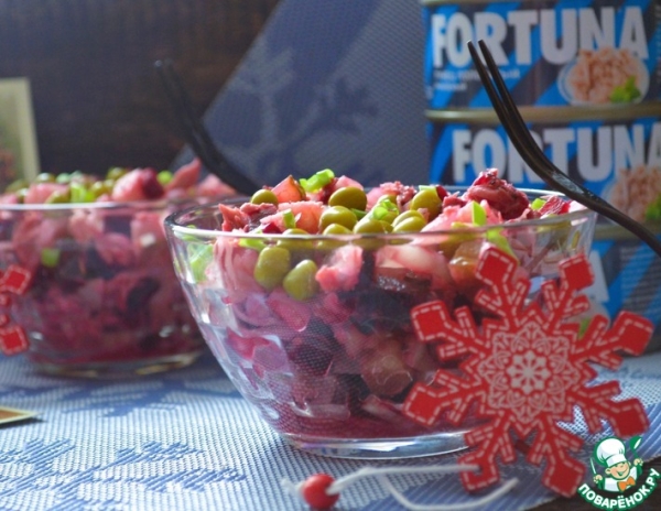 Винегрет с острой капустой и тунцом