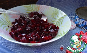 Винегрет с острой капустой и тунцом