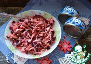 Винегрет с острой капустой и тунцом