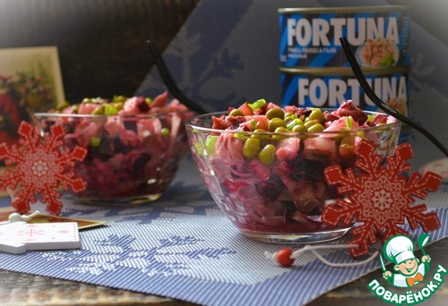 Винегрет с острой капустой и тунцом