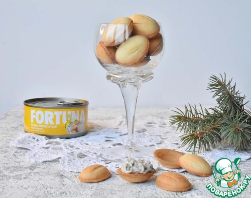 Закусочные орешки с тунцом и рикоттой