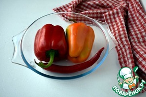 Запеченные перцы с соусом тоннато Запеченные перцы с соусом тоннато