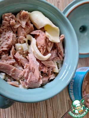 Запеканка картофельная с тунцом и солеными огурчиками