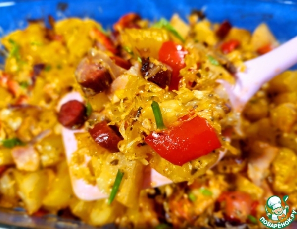 Жаркое с грудинкой и охотничьими колбасками