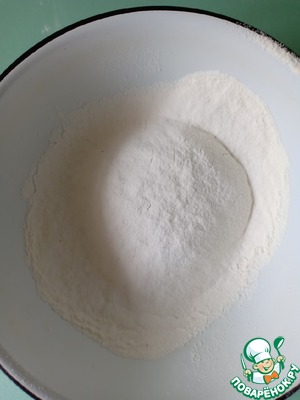 Тесто для чебуреков почти по ГОСТУ Тесто для чебуреков почти по ГОСТУ