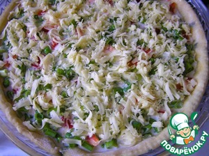 Пирог с лососем, зеленью и овощами