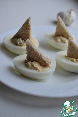 Закуска "Парусники" из яиц