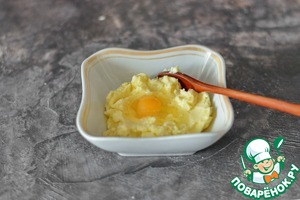 Оладьи из картофельного пюре с манкой Оладьи из картофельного пюре с манкой