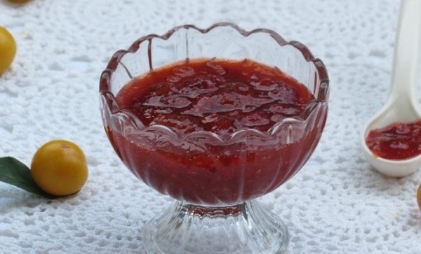 Варенье из алычи со свежей малиной Варенье из алычи со свежей малиной