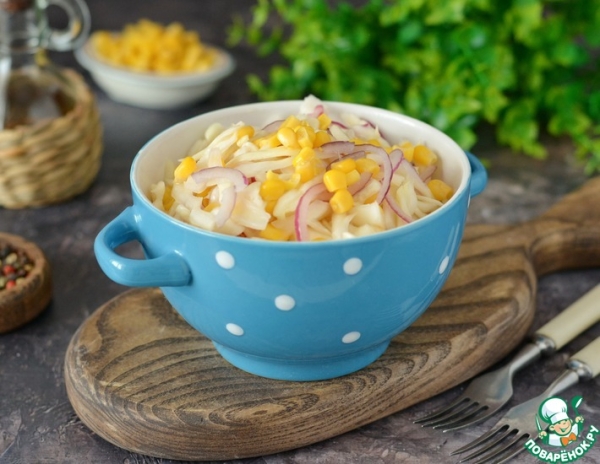 Капустный салат с кукурузой