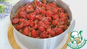 Шоколадный торт с вишней и сметанным кремом Шоколадный торт с вишней и сметанным кремом