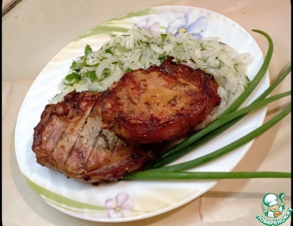 Свиные стейки на углях Свиные стейки на углях