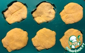 Булочки-кролики с яблочным пюре