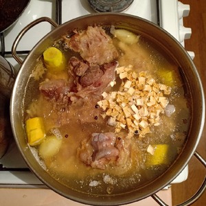 Холодец из ножек Холодец из ножек