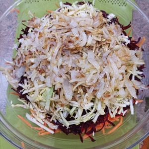 Овощной салат с орехами Овощной салат с орехами