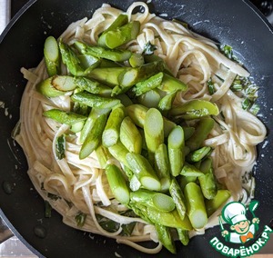 Паста со спаржей и черемшой