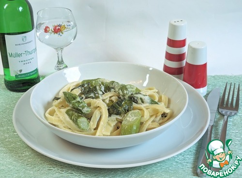 Паста со спаржей и черемшой