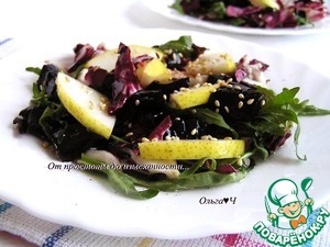 Салат с грушей и свекольным желе