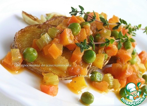 Жареный картофель с овощным рагу Жареный картофель с овощным рагу