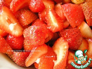 Сочный клубничный пирог