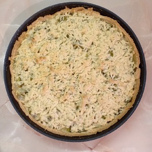 Песочный пирог со щавелем и ревенем Песочный пирог со щавелем и ревенем