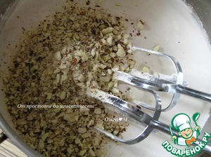 Торт-мороженое с безе и малиной