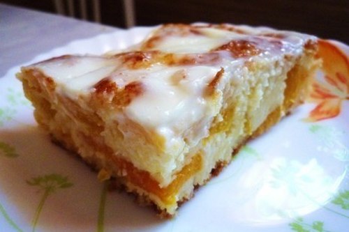 Пирог «Персиковое наслаждение» в сметанной заливке Пирог «Персиковое наслаждение» в сметанной заливке