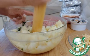 Фрикадельки с картофельным пюре в фольге Фрикадельки с картофельным пюре в фольге