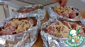 Фрикадельки с картофельным пюре в фольге Фрикадельки с картофельным пюре в фольге