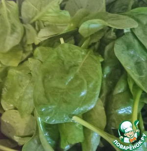 Омлет со шпинатом, песто и маслинами Омлет со шпинатом, песто и маслинами