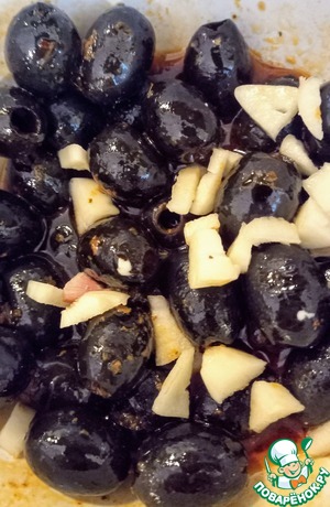 Фрикасе из тунца с острым тапенадом