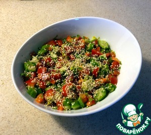 Овощной салат с кунжутом и клюквой Овощной салат с кунжутом и клюквой