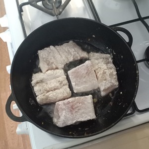 Кулебяка с рисом, луком, яйцами, рыбой Кулебяка с рисом, луком, яйцами, рыбой