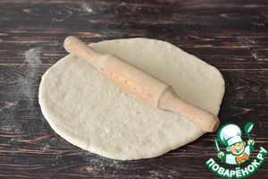 Рогалики с копчёной грудинкой и сыром Рогалики с копчёной грудинкой и сыром