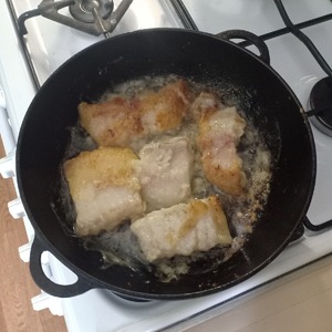 Кулебяка с рисом, луком, яйцами, рыбой Кулебяка с рисом, луком, яйцами, рыбой